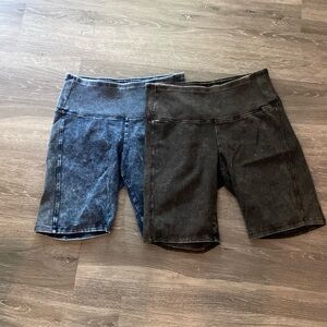 SOLD:MNY size M biker shorts